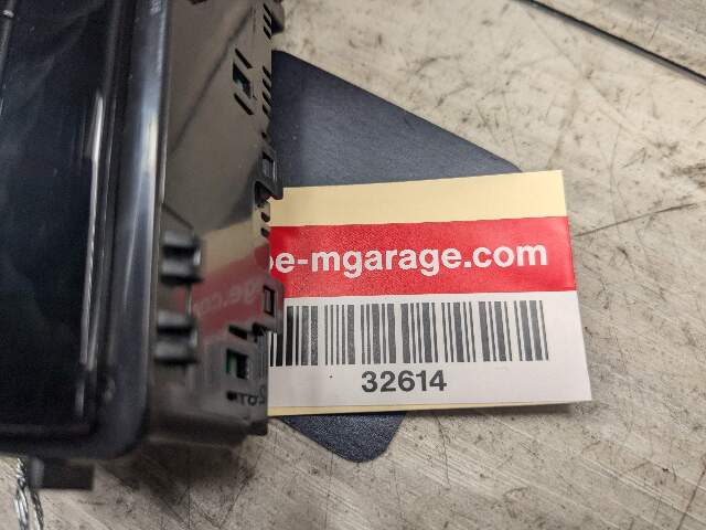 18-24 OEM BMW G01 G02 F97 F98 X3 X4 AC Rear Heater Climate Control Switch Panel