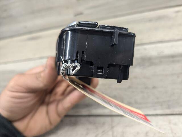 18-24 OEM BMW G01 G02 F97 F98 X3 X4 AC Rear Heater Climate Control Switch Panel