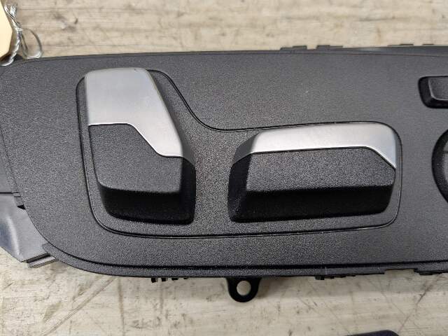 OEM BMW G01 G02 G20 M340 X3 Front Passenger Right Seat Adjustment Control Switch