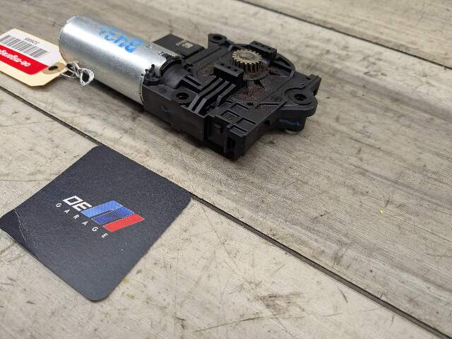 OEM BMW G01 G02 G05 F97 X3 Panoramic Sunroof Sun Moon Roof Shade Motor ROLLER