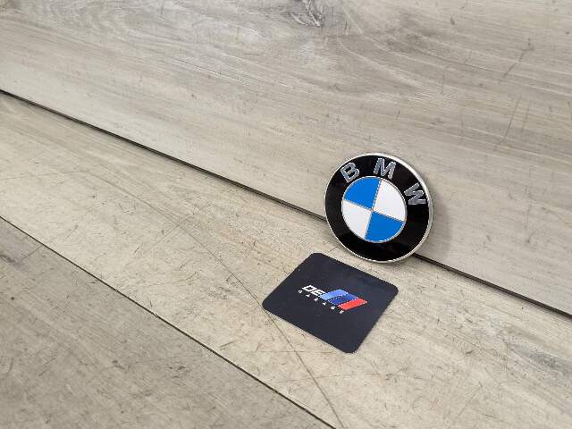 Genuine BMW F02 F22 F30 F32 F80 E90 M2 M3 M4 Rear Trunk Lid Round Emblem 74mm