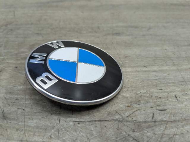 Genuine BMW F02 F22 F30 F32 F80 E90 M2 M3 M4 Rear Trunk Lid Round Emblem 74mm