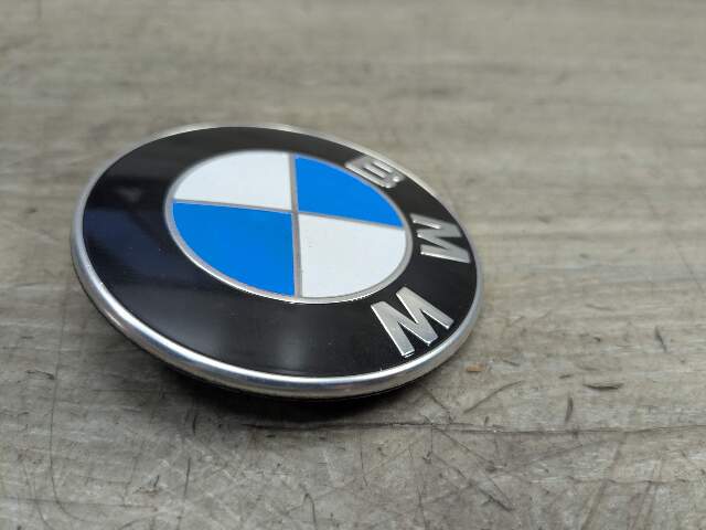 Genuine BMW F02 F22 F30 F32 F80 E90 M2 M3 M4 Rear Trunk Lid Round Emblem 74mm