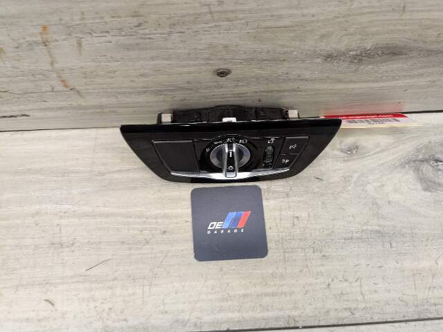 17-23 OEM BMW F90 M5 G30 G32 Headlight Switch Control Panel Light Module BLACK
