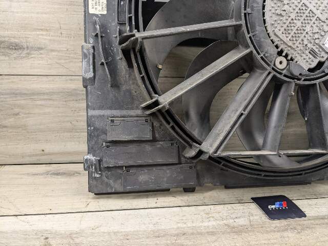 16-20 OEM BMW G12 740 G30 530 540 Engine B46 B58 Radiator Cooling Fan Motor 600W