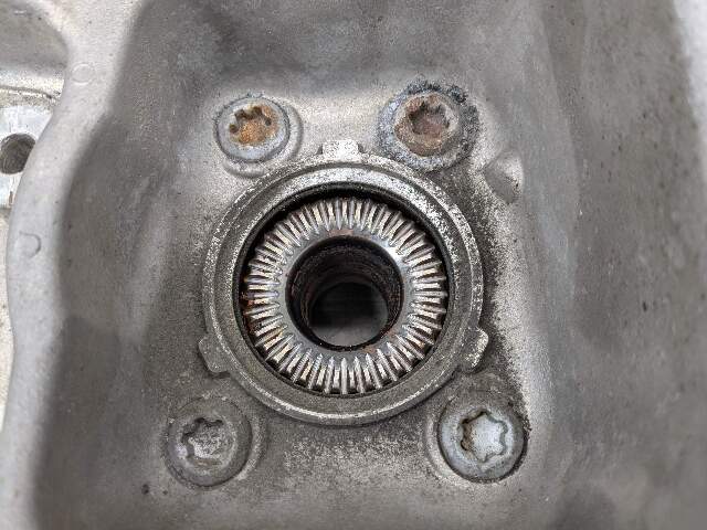 17-23 OEM BMW G30 530 540 M5550 REAR Right Passenger Hub Knuckle Bearing Carrier