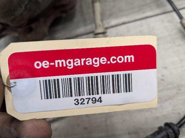 17-23 OEM BMW G30 530 540 M5550 REAR Right Passenger Hub Knuckle Bearing Carrier