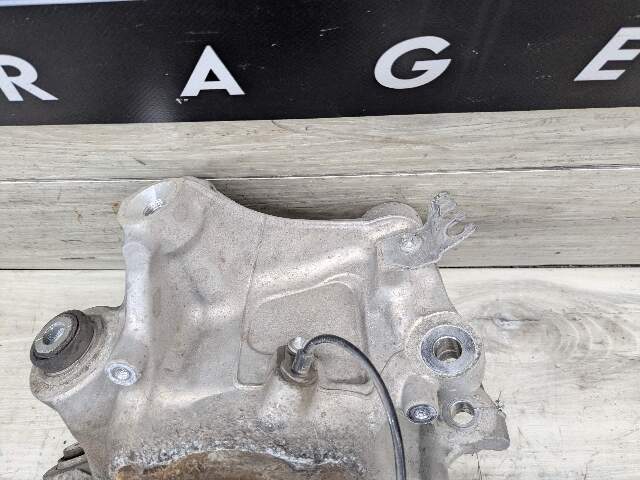 17-23 OEM BMW G30 530 540 M5550 REAR Right Passenger Hub Knuckle Bearing Carrier