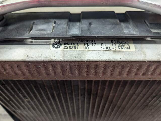 18-24 OEM BMW G12 G14 G16 G30 F90 F93 M5 M8 Second Auxiliary Coolant Radiator