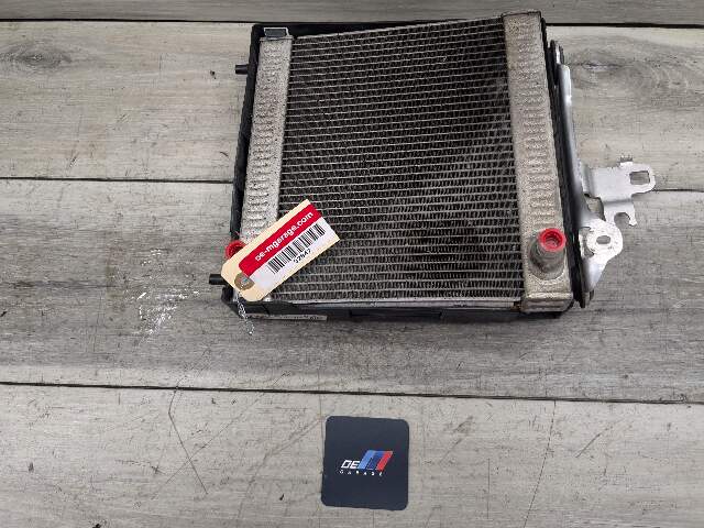 18-24 OEM BMW G12 G14 G16 G30 F90 F93 M5 M8 Second Auxiliary Coolant Radiator