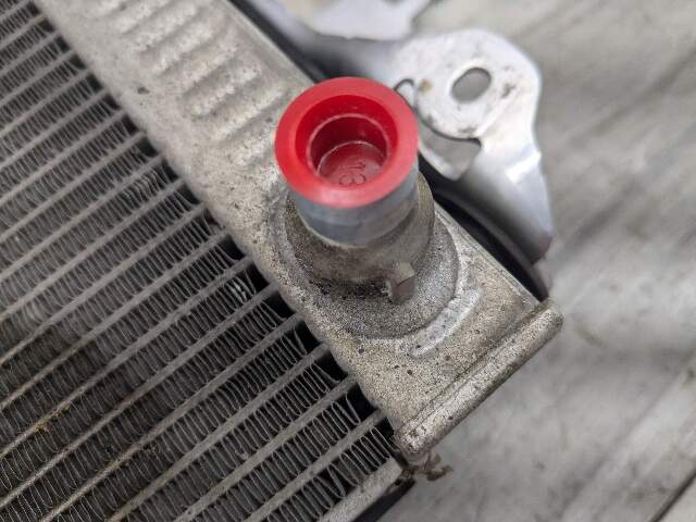 18-24 OEM BMW G12 G14 G16 G30 F90 F93 M5 M8 Second Auxiliary Coolant Radiator