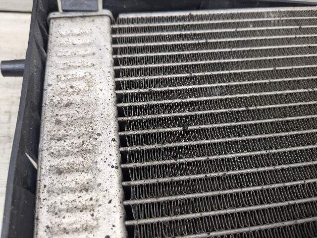 18-24 OEM BMW G12 G14 G16 G30 F90 F93 M5 M8 Second Auxiliary Coolant Radiator