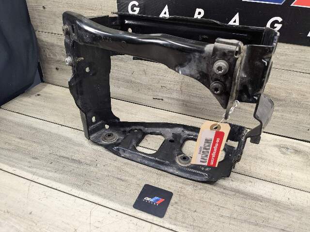 16-24 OEM BMW G12 G30 F90 M5 M8 Left Bumper Radiator Support Crash Reinforcement