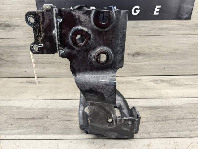 16-24 OEM BMW G12 G30 F90 M5 M8 Left Bumper Radiator Support Crash Reinforcement