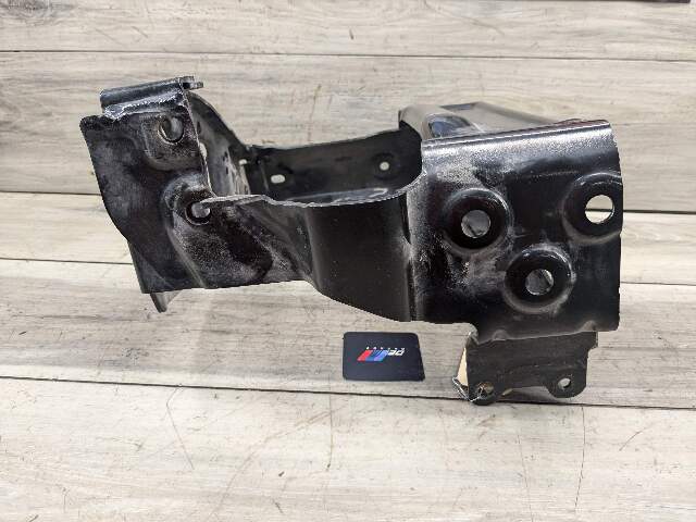 16-24 OEM BMW G12 G30 F90 M5 Right Bumper Radiator Support Crash Reinforcement