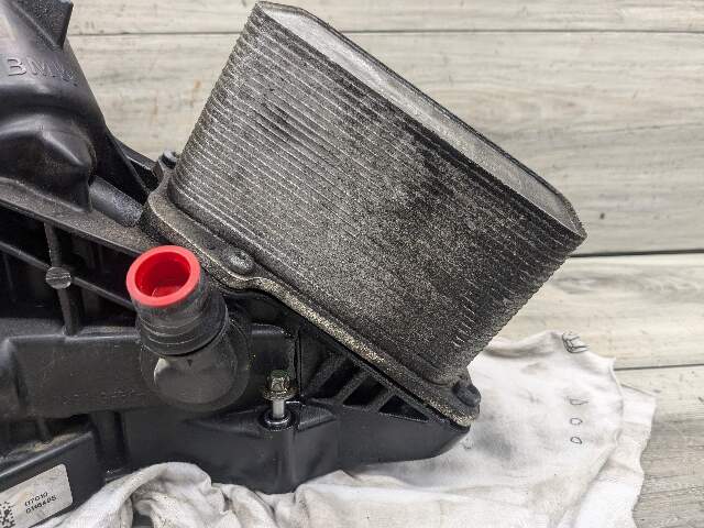 16-21 OEM F22 F23 F30 F32 F33 F36 G30 M240 330 430 540 B58 Oil Filter Housing