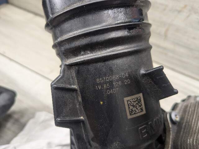 16-21 OEM F22 F23 F30 F32 F33 F36 G30 M240 330 430 540 B58 Oil Filter Housing