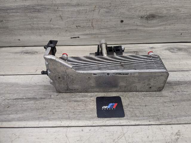 16-21 OEM BMW F22 F30 F32 F36 AC Air Conditioning Compact Condenser with Dryer