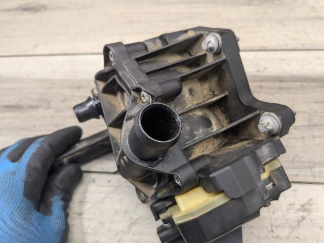 NOTE* 16-21 OEM BMW F23 F30 F32 G12 G30 Engine B58 Heat Thermostat Module