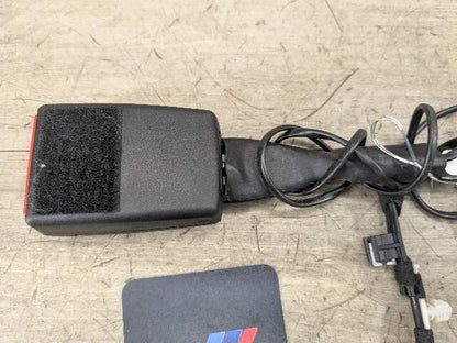 OEM BMW F90 G11 G12 G30 530 540 M550 750 M5 Front Left or Right Seatbelt Buckle