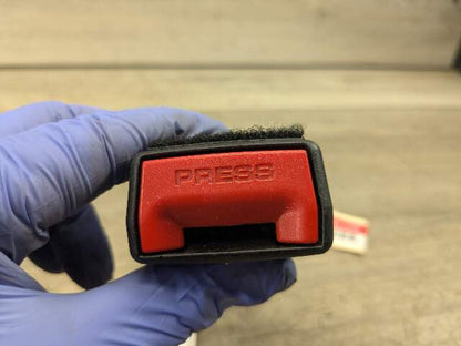 OEM BMW F90 G11 G12 G30 530 540 M550 750 M5 Front Left or Right Seatbelt Buckle