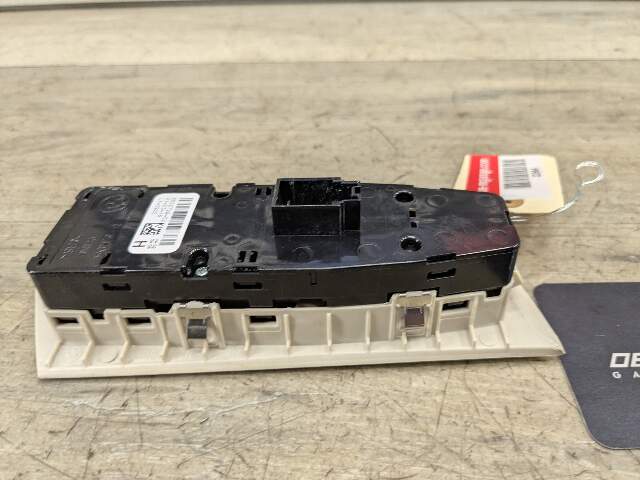 OEM BMW F90 F97 G01 G05 G20 G30 X3 Front Driver Main Master Power Window Switch