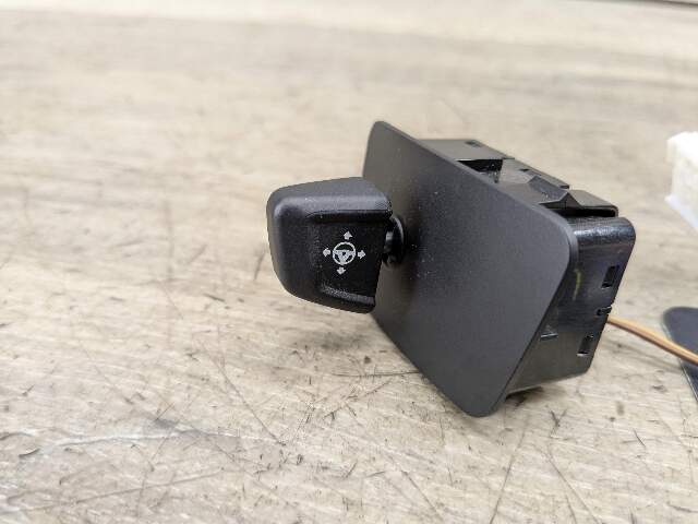 16-25 OEM BMW F90 M5 G11 G12 G30 Steering Wheel Adjustment Switch Control Module