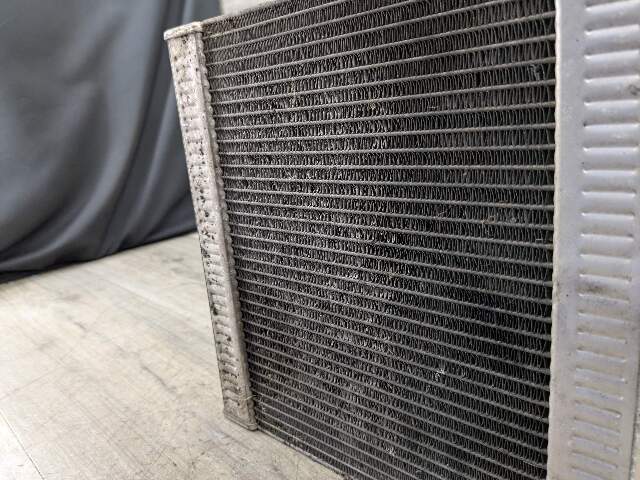 16-21 OEM BMW G30 F90 G12 G14 Secondary Auxiliary Coolant Remote Radiator