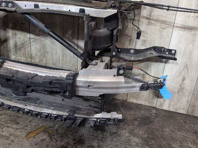 *17-23* OEM BMW G30 530 540 M550 SPORT Front Clip Radiator Support Reinforcement