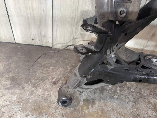 OEM BMW F80 F82 F83 F87 M2 M3 M4 Rear Axle Carrier Support Suspension Subframe