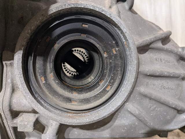 16-20 OEM BMW G11 G12 G30 M550 750 M760 AWD Rear Differential Axle Carrier 2.81