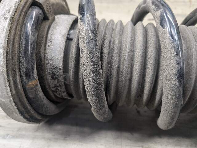 NOTE* OEM BMW G30 M550iX REAR Left Driver Side Strut Shock Absorber Spring VDC