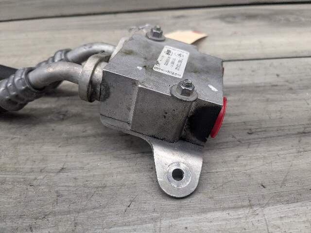 OEM BMW F80 F82 F83 F87 M3 M4 Transmission Oil Cooler Inlet Outlet Pipe Hose