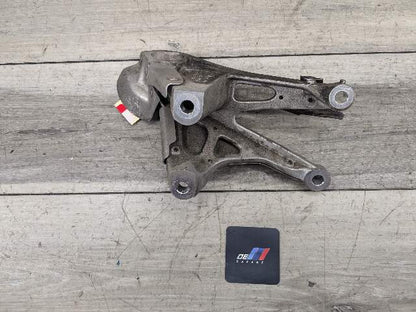 15-20 OEM BMW F80 F82 F83 M3 M4 S55 Engine Right Passenger Mount Bracket