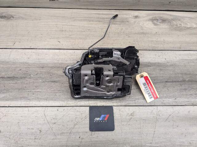 NOTE* OEM BMW F93 G11 G16 G30 REAR Left Driver Side Door Lock Latch Actuator