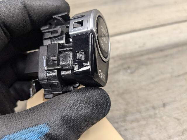 17-23 OEM BMW G30 G32 530 540 M550 Engine Start Stop Button Push Dash Switch
