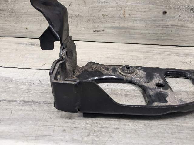 16-24 OEM BMW G12 G30 F90 M5 M8 Left Bumper Radiator Support Crash Reinforcement