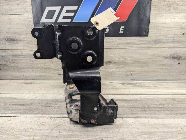 16-24 OEM BMW G12 G30 F90 M5 M8 Left Bumper Radiator Support Crash Reinforcement
