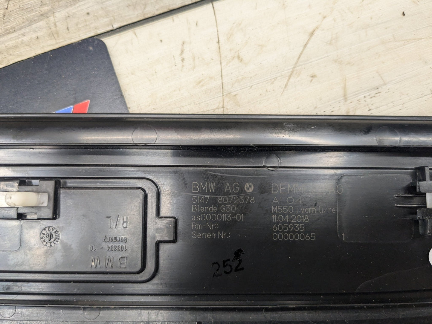 NOTE* 17-23 OEM BMW G30 Front Left Right Lighter Door Sill Molding M Trim SET