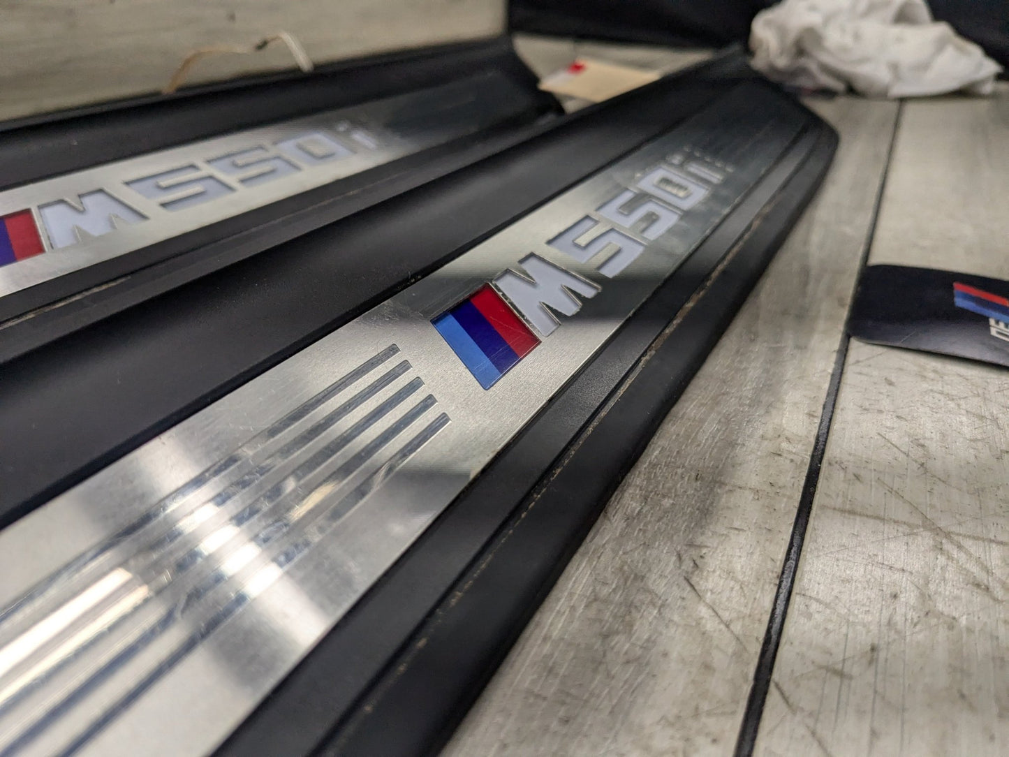 NOTE* 17-23 OEM BMW G30 Front Left Right Lighter Door Sill Molding M Trim SET