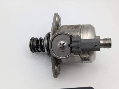 15-20 OEM BMW F80 F82 F83 F87 M2 M3 M4 Engine S55 HPFP High Pressure Fuel Pump
