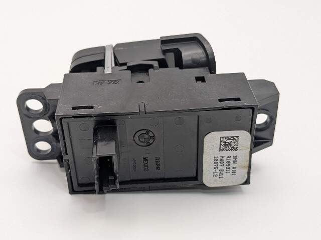 OEM BMW F90 M5 G30 G01 X3 G02 X4 F97 F98 Parking Brake Auto Hold Switch