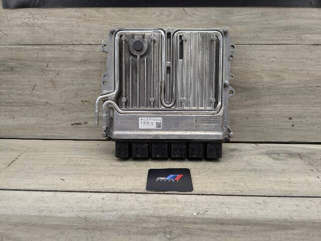 OEM BMW G11 G12 G30 M550 750 DME ECU N63R Engine Control Module Computer 880
