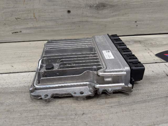 OEM BMW G11 G12 G30 M550 750 DME ECU N63R Engine Control Module Computer 880