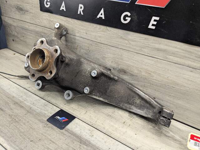 17-23 OEM BMW G30 530 540 M550 AWD Front Left Hub Spindle Knuckle Wheel Bearing