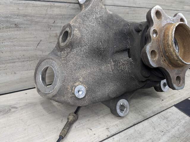 17-23 OEM BMW G30 530 540 M550 AWD Front Left Hub Spindle Knuckle Wheel Bearing
