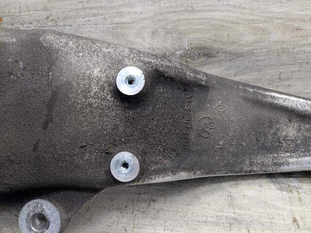 17-23 OEM BMW G30 530 540 M550 AWD Front Left Hub Spindle Knuckle Wheel Bearing