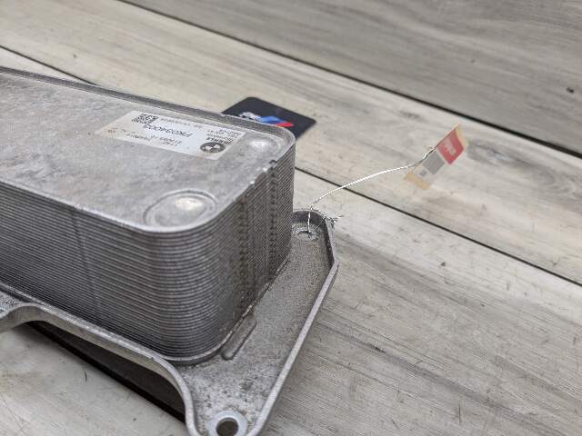 16-24 OEM BMW G05 G11 G12 G30 N63 Auto Transmission Oil Cooler Heat Exchanger