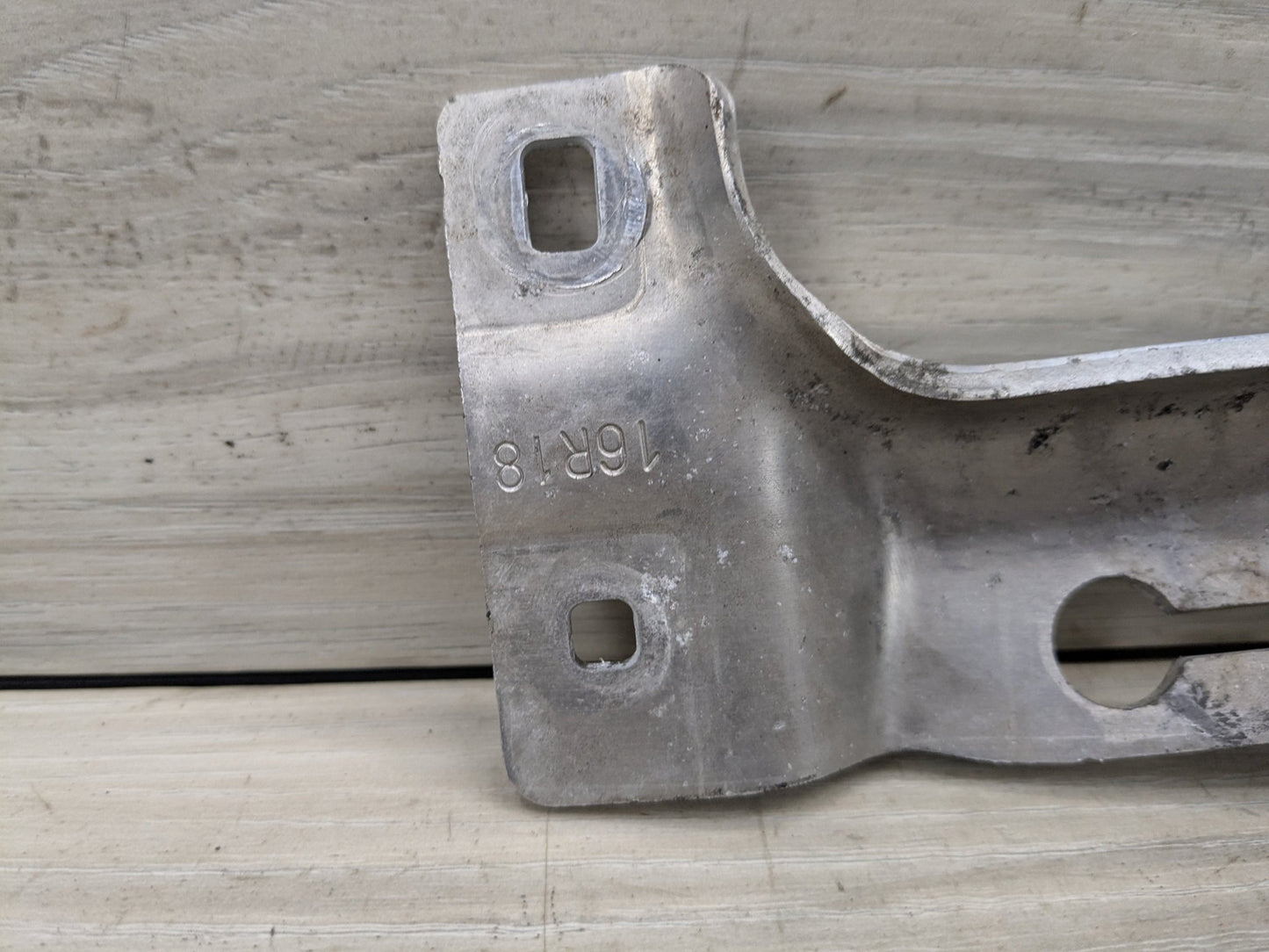 16-23 OEM BMW G11 G12 G14 G16 G30 Front Left Right Bumper Impact Bar Bracket