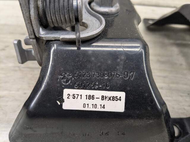14-19 OEM BMW F15 F85 X5 F16 F86 X6 Hood Hardware Safety Latch Hook SET